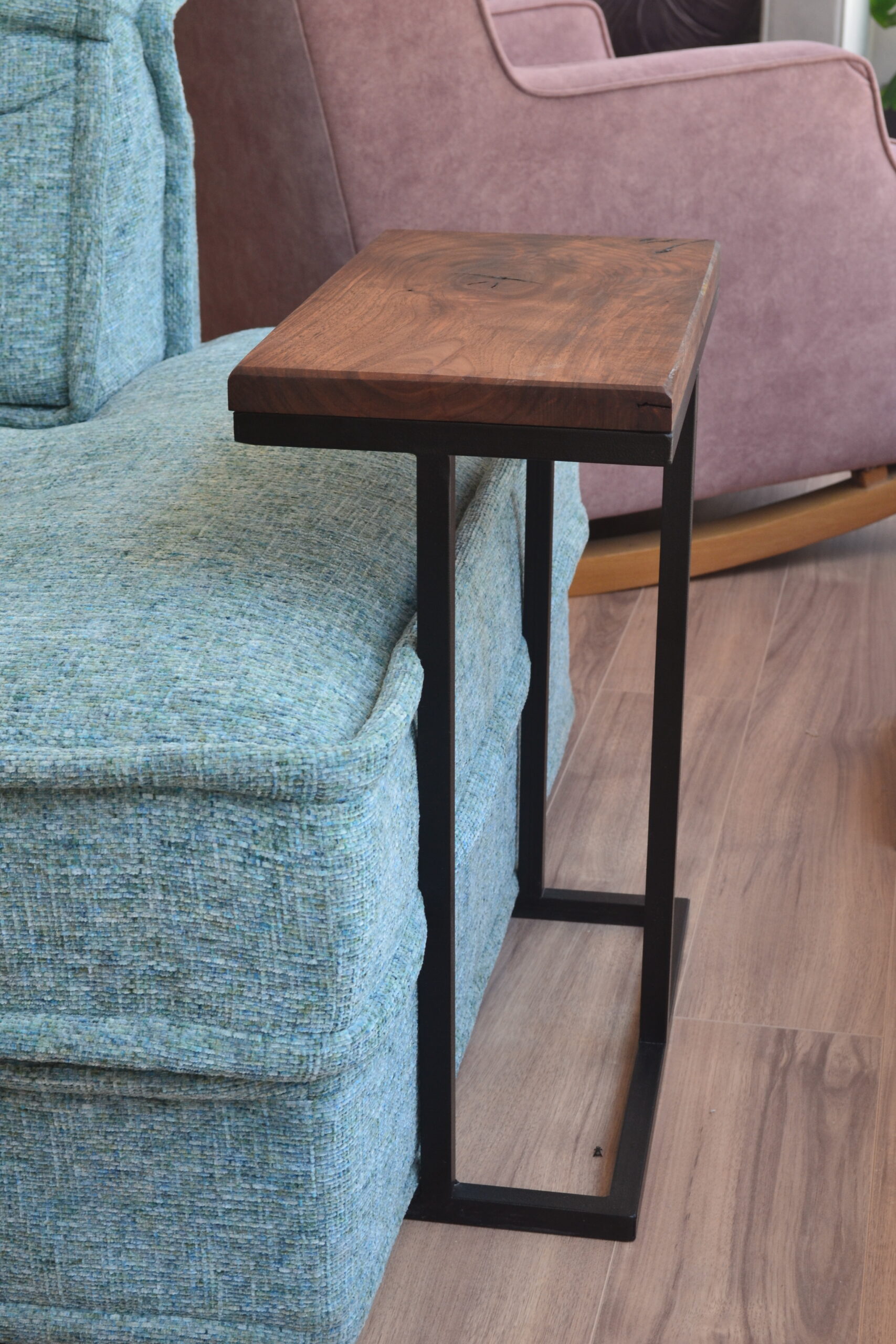 βοηθητικό τραπεζάκι2